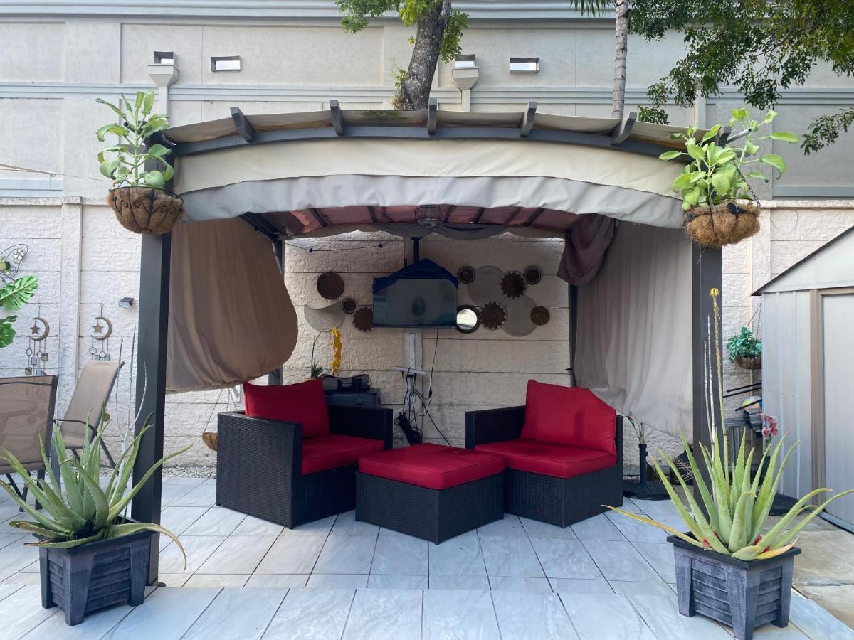 Tiny Place W Private Hot Jacuzzi 7 Min To Miami International Airport Eksteriør billede