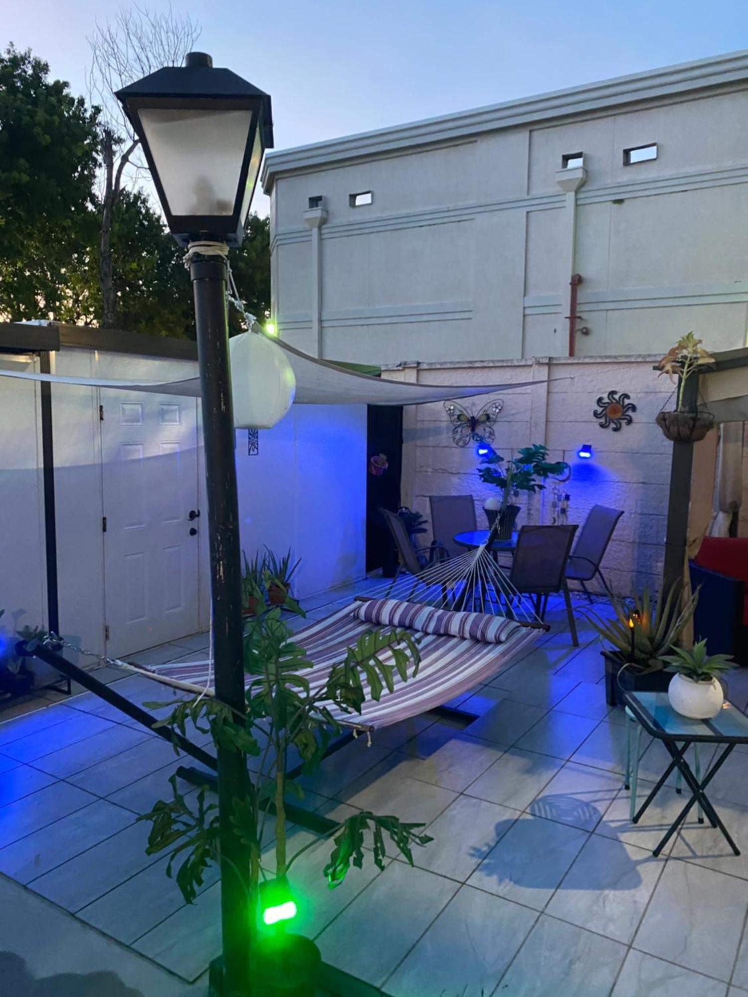 Tiny Place W Private Hot Jacuzzi 7 Min To Miami International Airport Eksteriør billede